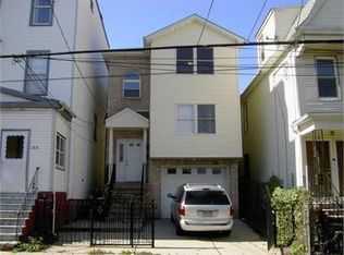 131 S 6th St #2, Newark, NJ 07103