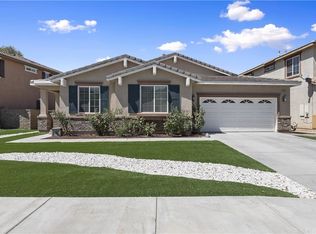 30285 Lamplighter Way, Menifee, CA 92584
