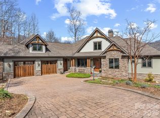 276 Stone Valley Way, Hendersonville, NC 28792
