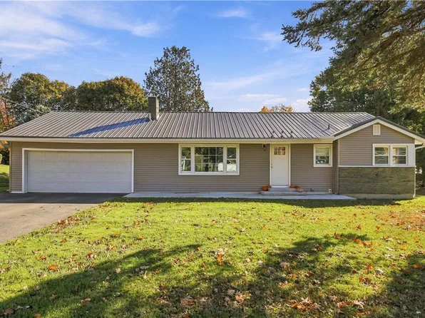 308 Burton St, Bath, NY 14810