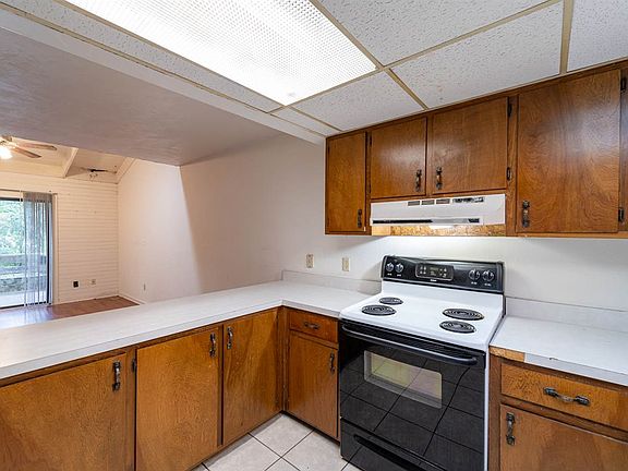 4th image of 1349 Rumba Ln
