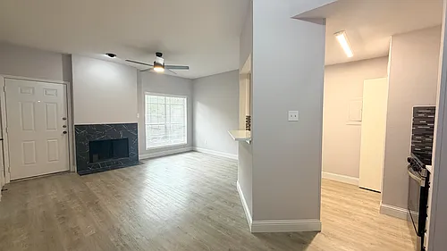 5757 Martel Ave #B05 Photo 1