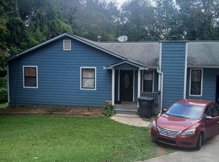 5261 Nathan Dr NW, Lilburn, GA 30047
