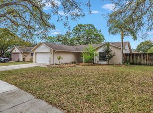 4806 Country Hills Dr, Tampa, FL 33624