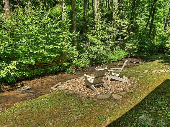 5th image of 280 Serenity Pl