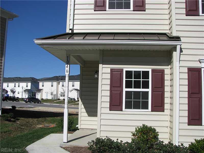 1st image of 1046 Rosemont Ave