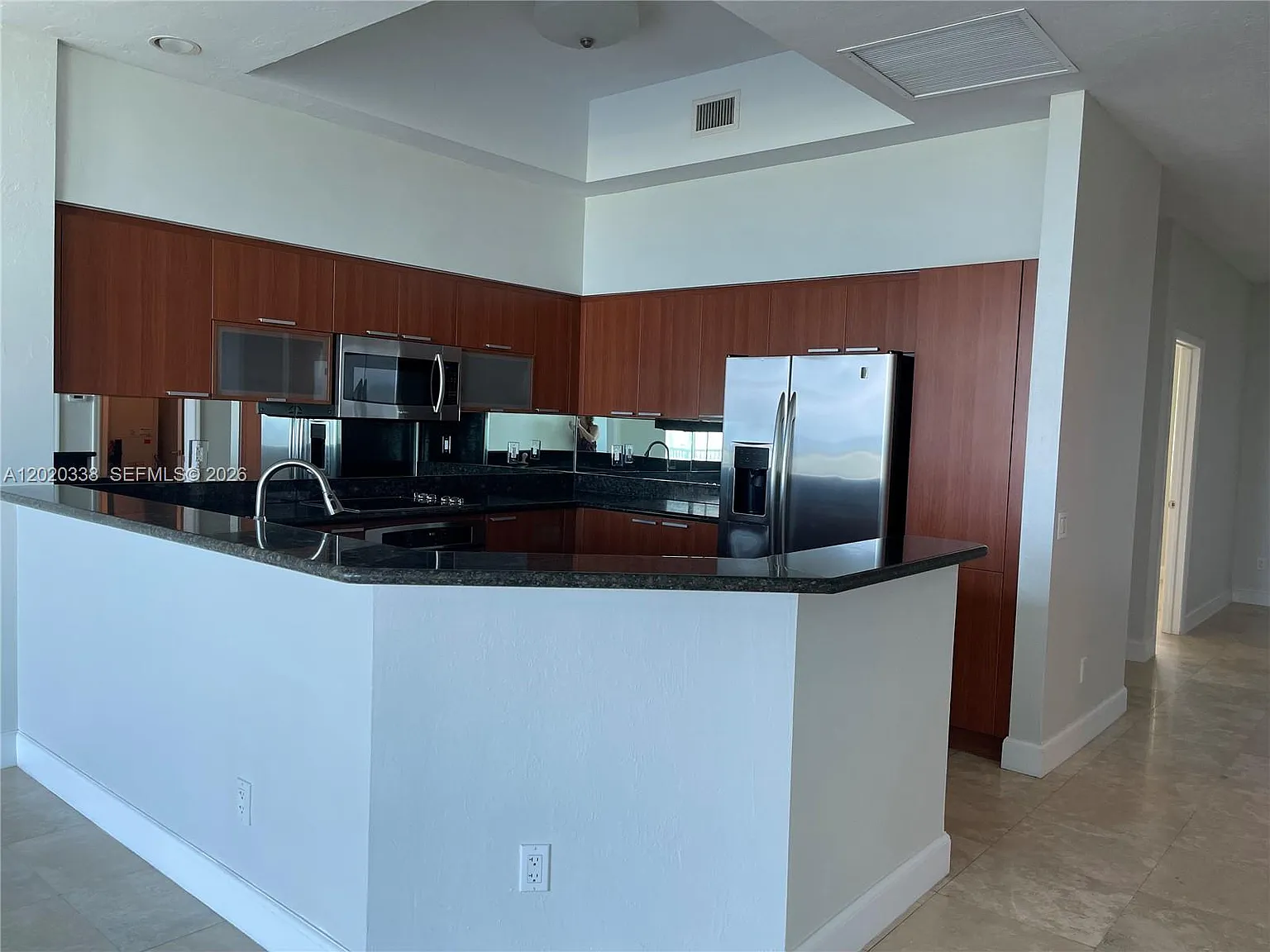 The Oaks I Condo — Photo 4