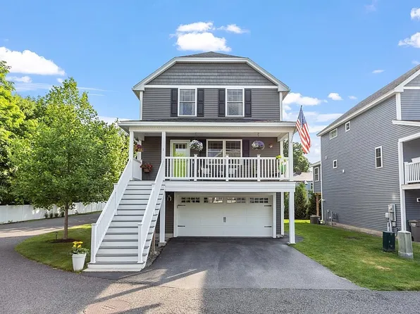 1 Charron Circle #1, Exeter, NH 03833-1806