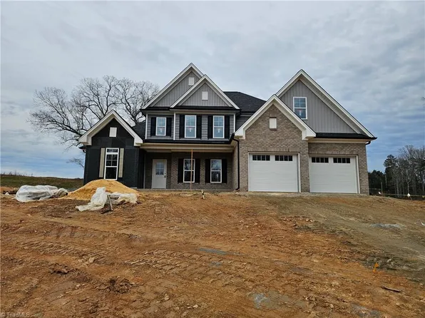 477 Rosewood Dr, Winston Salem, NC 27127