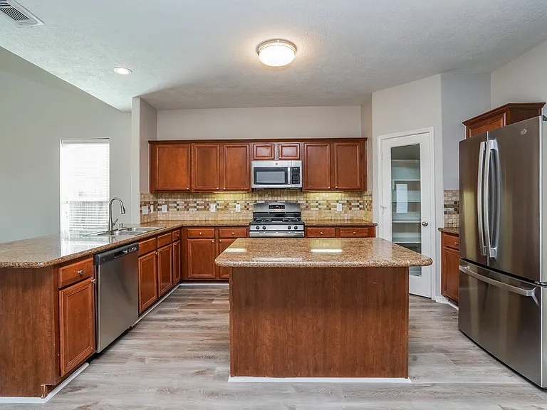 6206 Lovage Ave — Photo 7