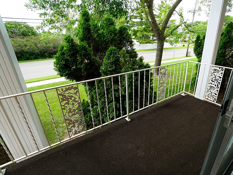 Charlton Estates — Photo 19