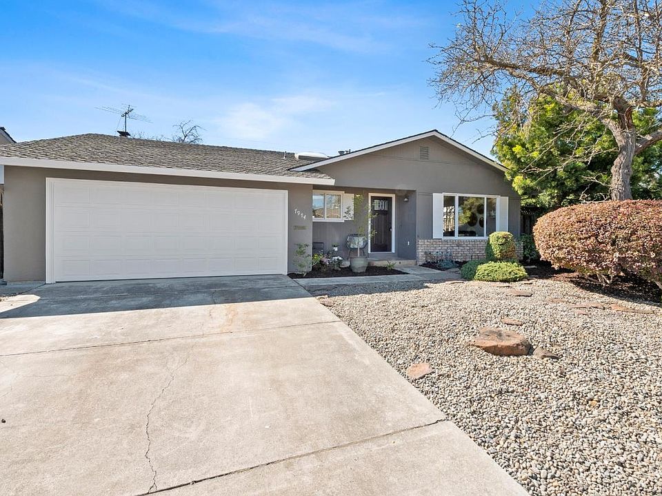 1st image of 7974 Pumpkin Dr