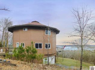 196 Breezewood Rd, New Concord, KY 42076