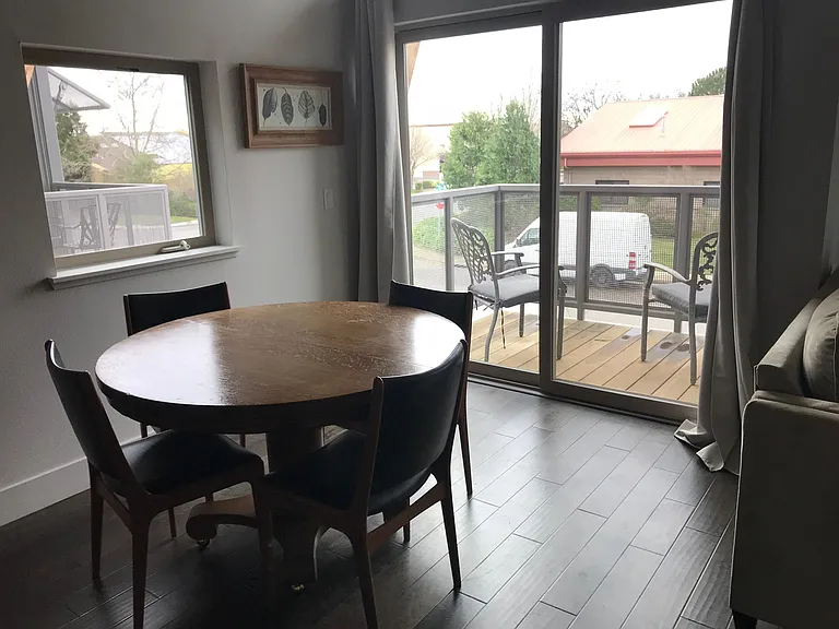 2765 Del Rio Pl #B — Photo 12