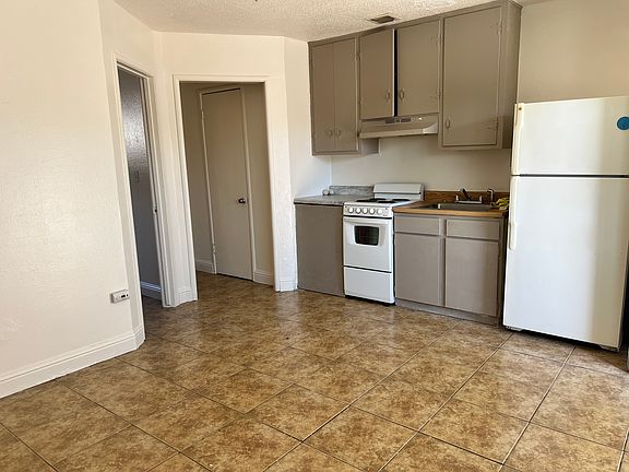 2nd image of 404 Central Ave APT C