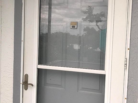 5th image of 318 Beach Park Ln #318