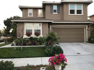 9501 Hummingbird Ln, Gilroy, CA 95020