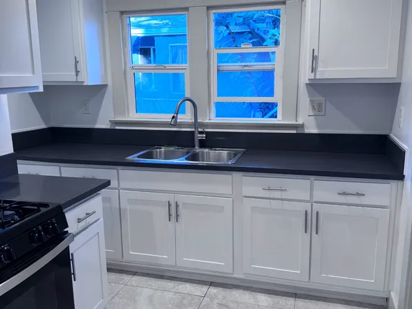 174 W 43rd St, Los Angeles, CA