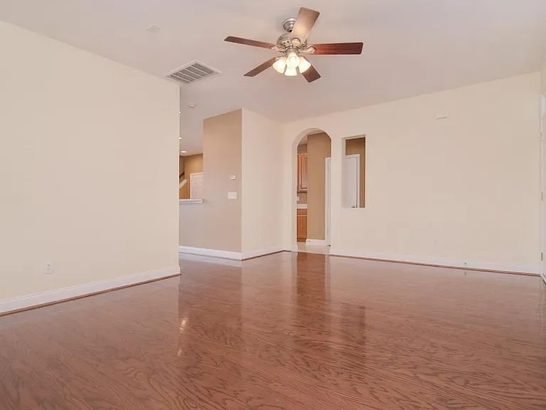 15607 Chipping Dr — Photo 22