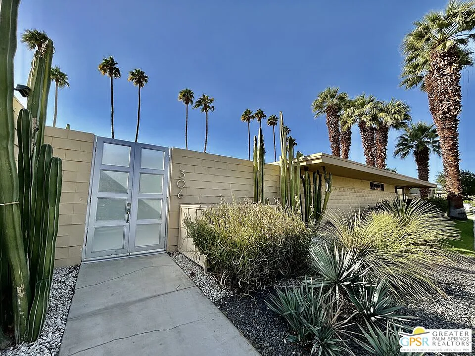 2 bed, 2.0 bath, 1545 sqft, $8,000 — Photo 1