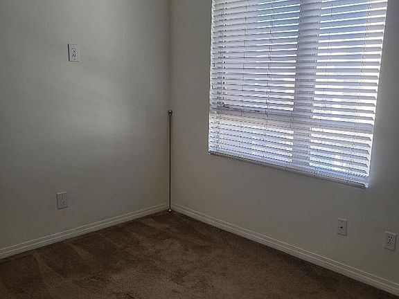 4th image of 5404 W 149th Pl Unit 17