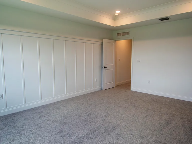 171 SE Birch Ter — Photo 12