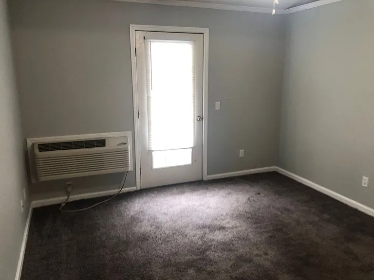 1070 Jessamine Trl — Photo 29
