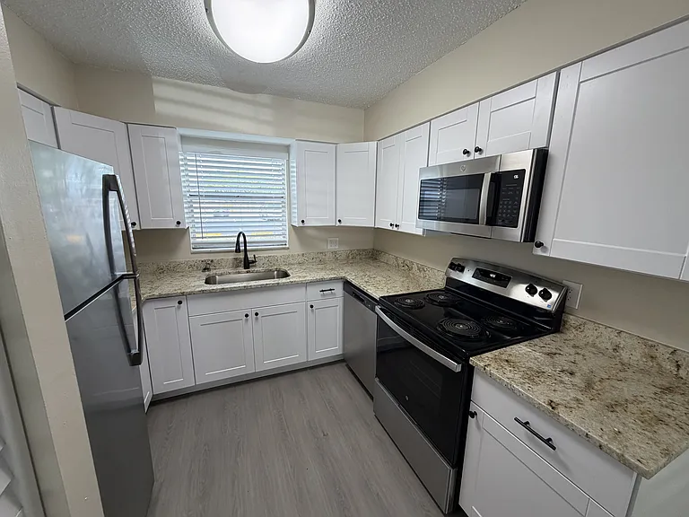 5290 70th Ave N, Pinellas Park, FL 33781 — Photo 33