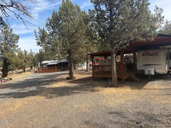 12032 SW Hunters Loop, Culver, OR 97734