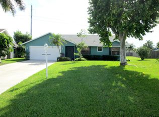 6652 SE Silverbell Ave, Stuart, FL 34997