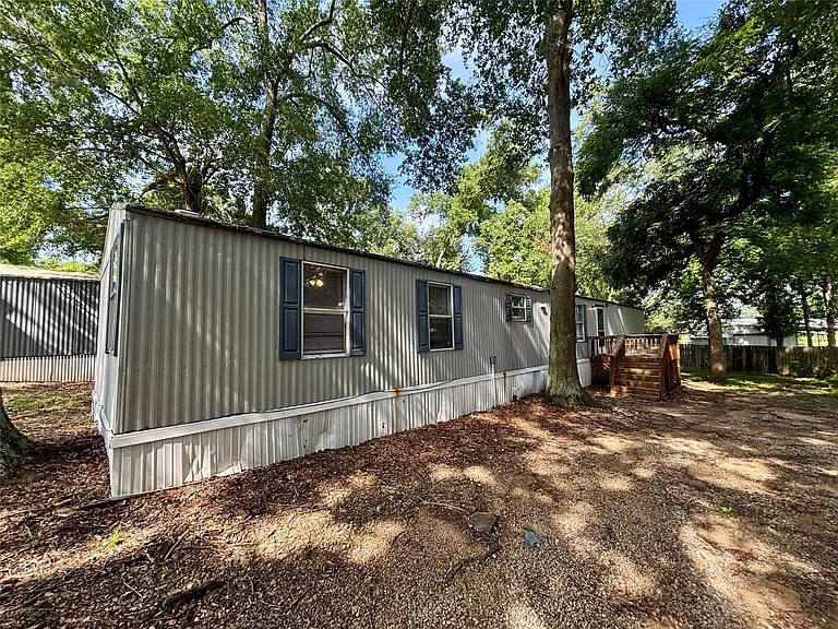 13295 Pecan Tree Dr — Photo 1