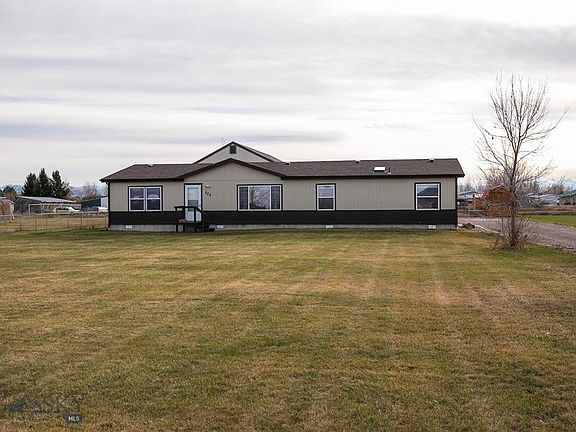 2nd image of 524 Tracy Ann Dr