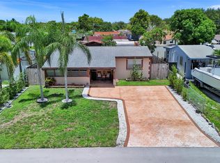 1131 N 71st Ave, Hollywood, FL 33024