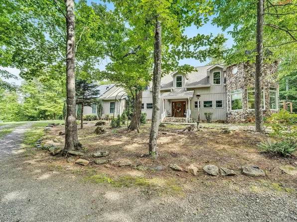 11289 Sontag Rd, Martinsville, VA 24112