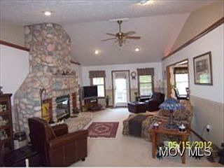 4th image of 454 Northwood Villa