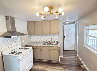 421 Pine St #C, Clio, MI 48420