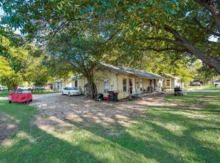 812 Granbury St, Cleburne, TX 76033