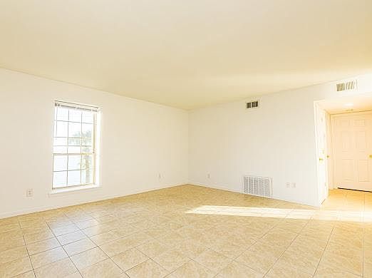 5th image of 600 Scenic Highway 201