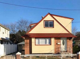 130-27 Springfield Blvd, Springfield Gardens, NY 11413