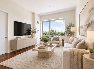 Ikon, Brooklyn, NY 11211
