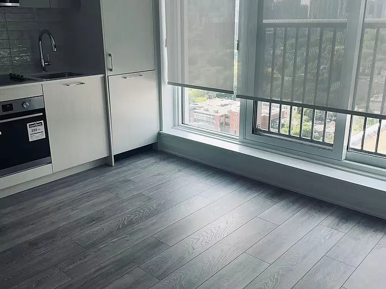 10 Oak St #1710 — Photo 8