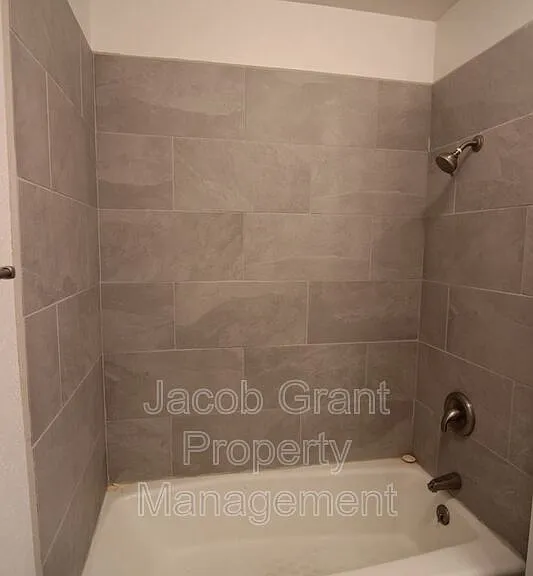 1474 S Falcon Dr — Photo 8