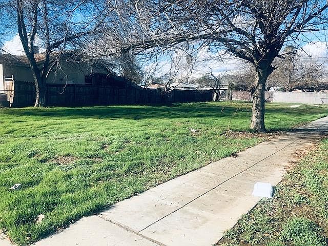 2nd image of 1040 S Backer Ave