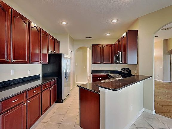 3rd image of 2863 Sweetspire Cir