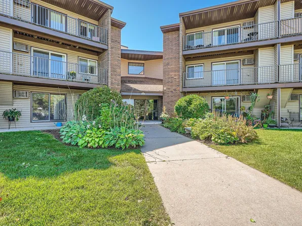 3440 Golfview Dr Unit 314, Eagan, MN 55123