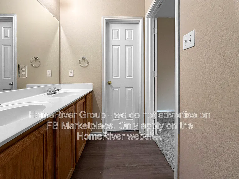 11502 Liberty St — Photo 6