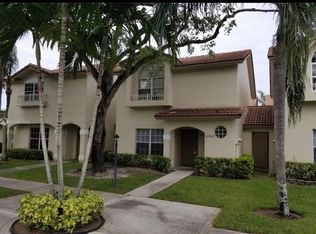 10829 NW 3rd Ct, Hollywood, FL 33026