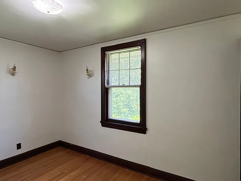 241 Dayton Ave — Photo 14