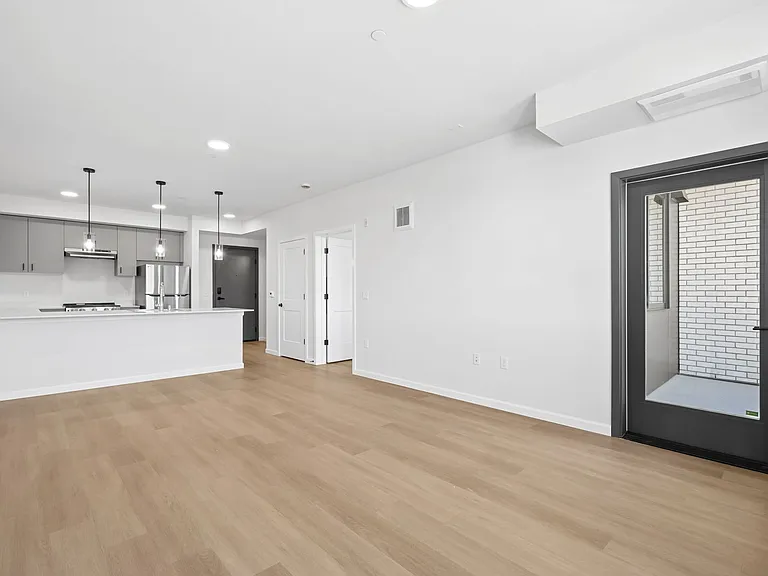 Hogum Bay Apartments — Photo 64