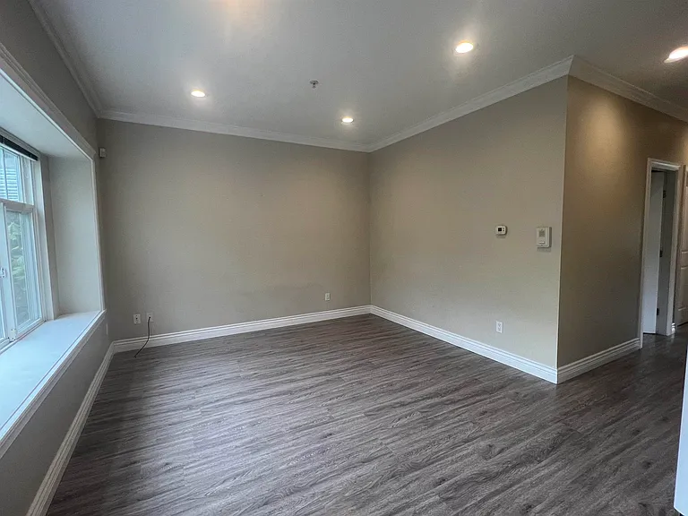 8006 Cartier St #MF — Photo 7